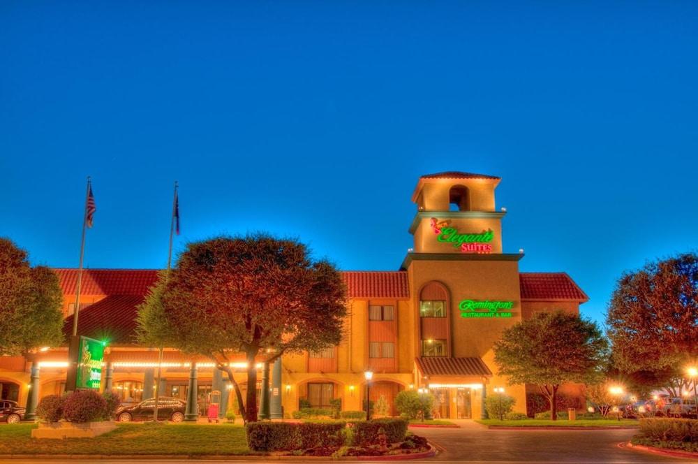 MCM Elegante Suites — 6