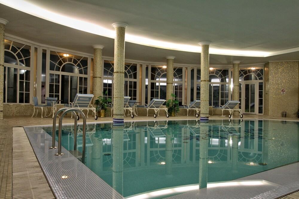 Esplanade Spa and Golf Resort 100252 — 5