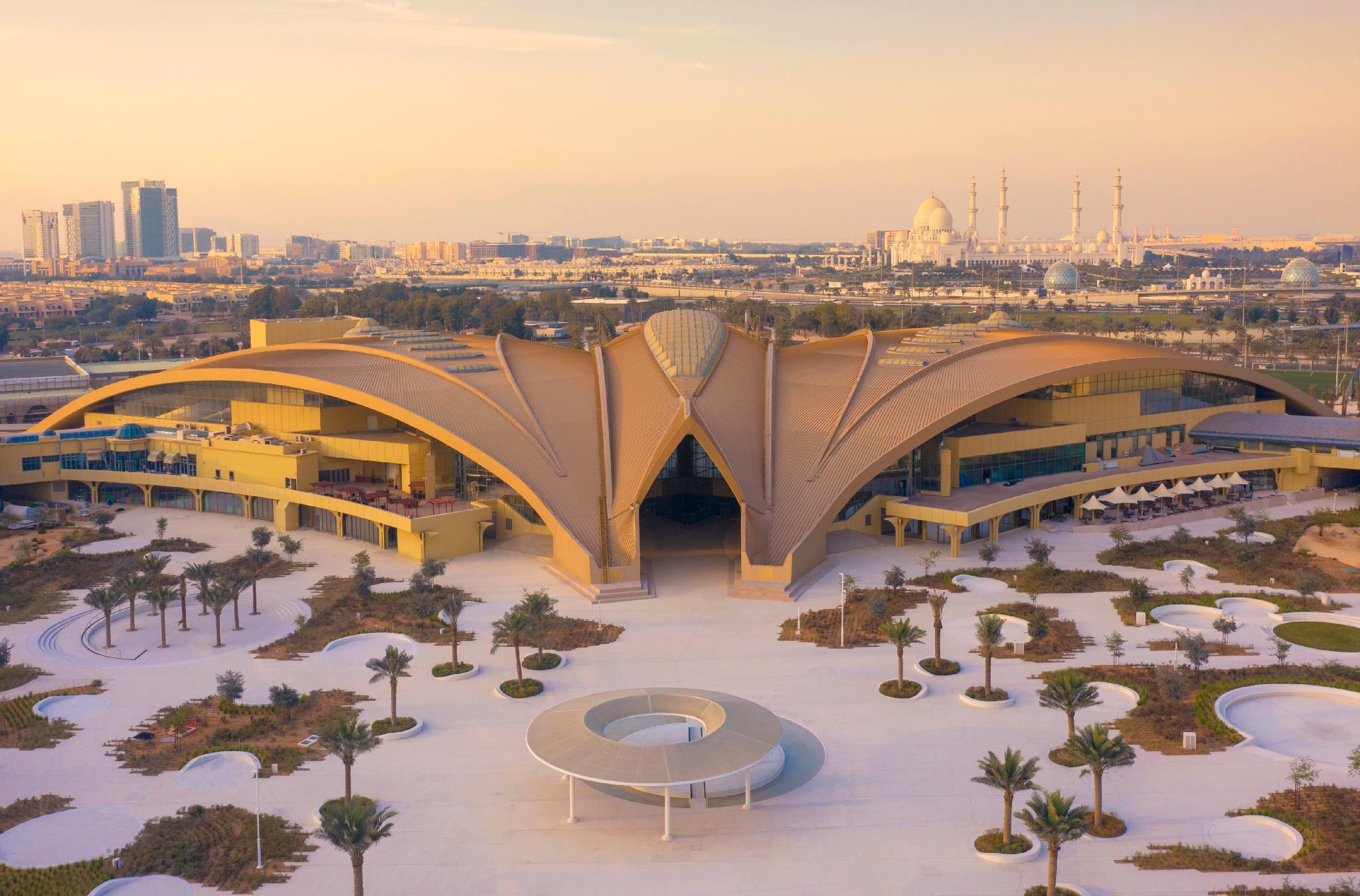 Erth Abu Dhabi — 2
