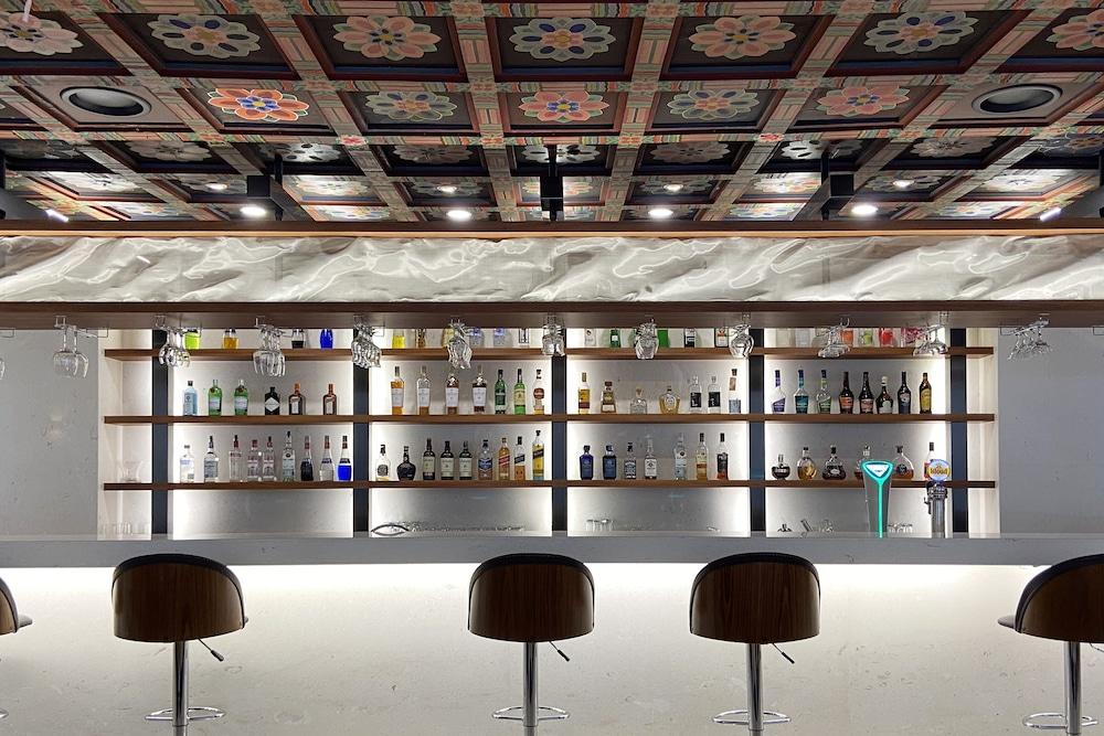 Commodore Hotel Busan — 4