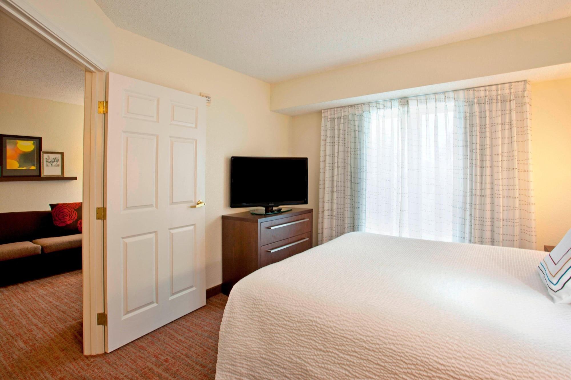 Residence Inn By Marriott Fort Wayne — 6