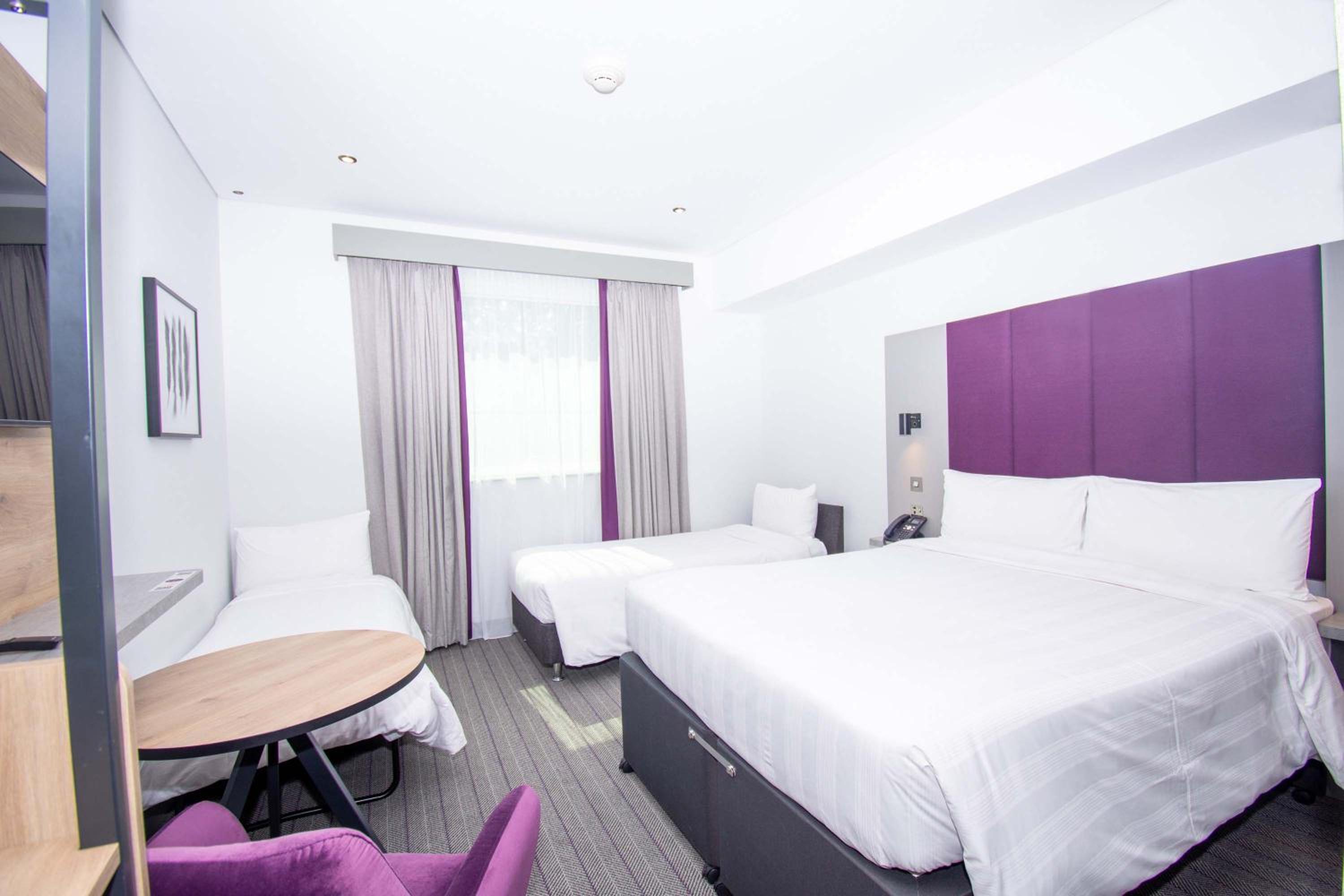 Premier Inn Dubai International Airport — 10