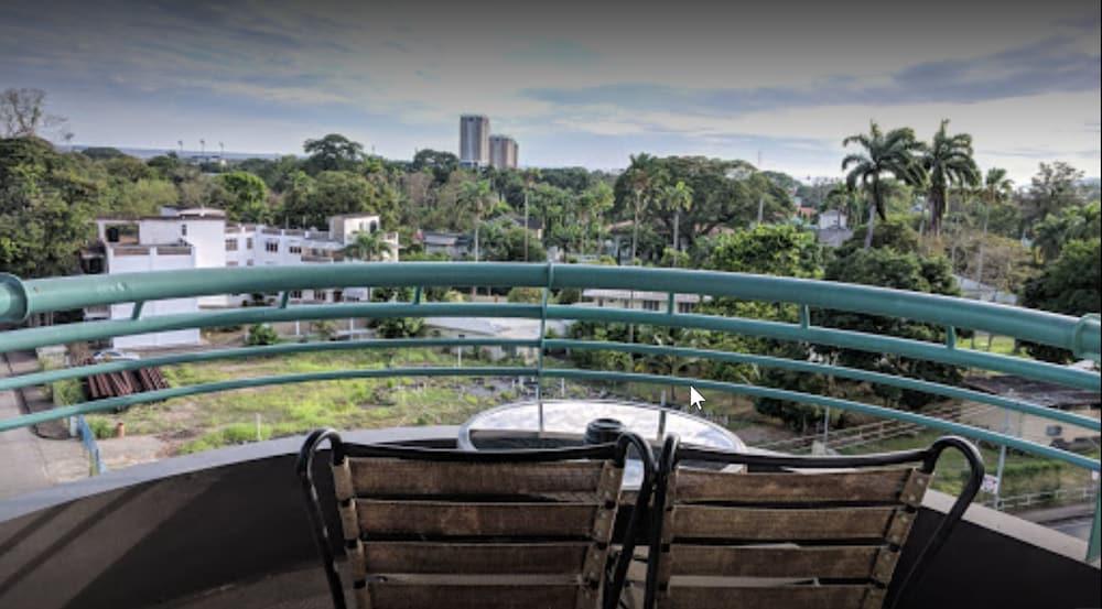 Kapok Hotel — 6