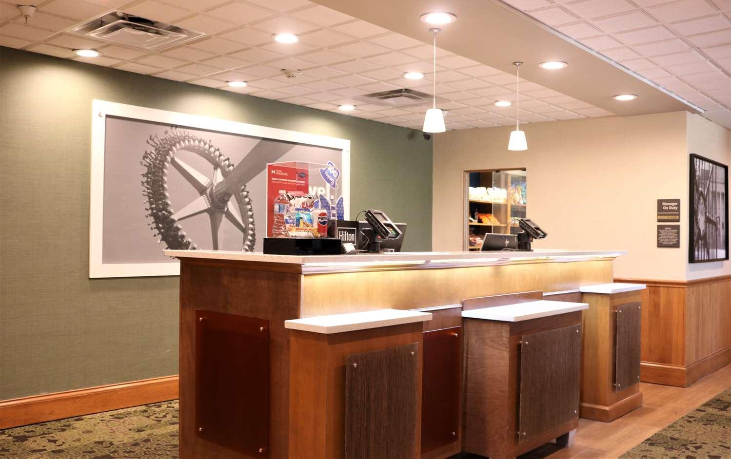 Hampton Inn & Suites Fremont — 7