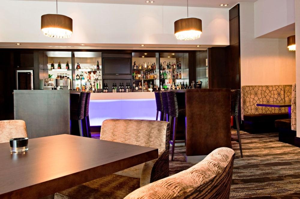 Carlton Hotel — 8
