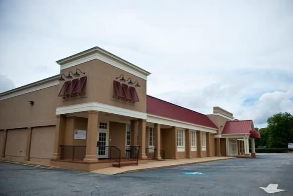 Merry Acres Inn — 3