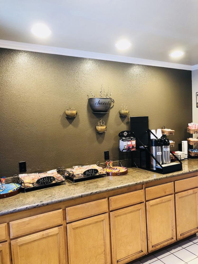 BridgePoint Inn Daly City — 5