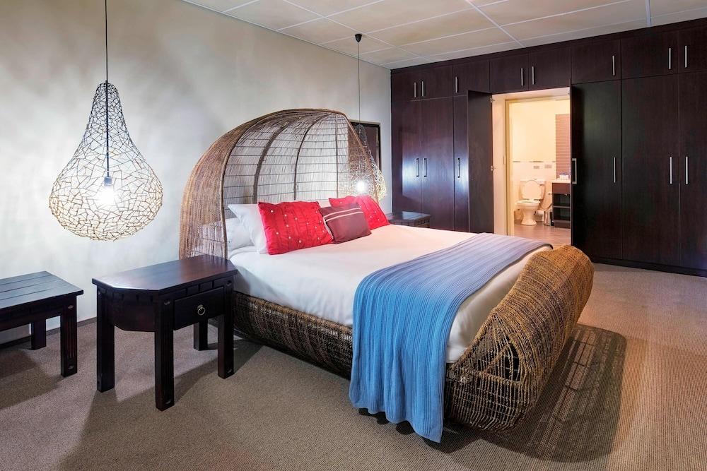 PROTEA HOTEL ZAMBEZI RIVER LODGE — 9