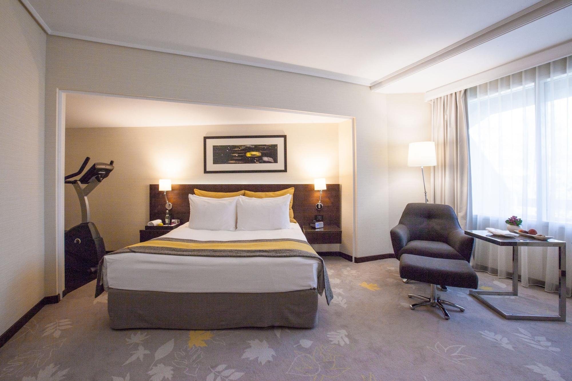 CROWNE PLAZA BUCHAREST — 8