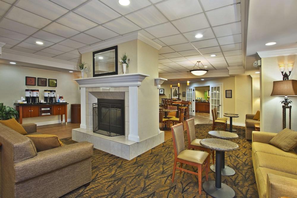 Hampton Inn Anderson, IN — 7
