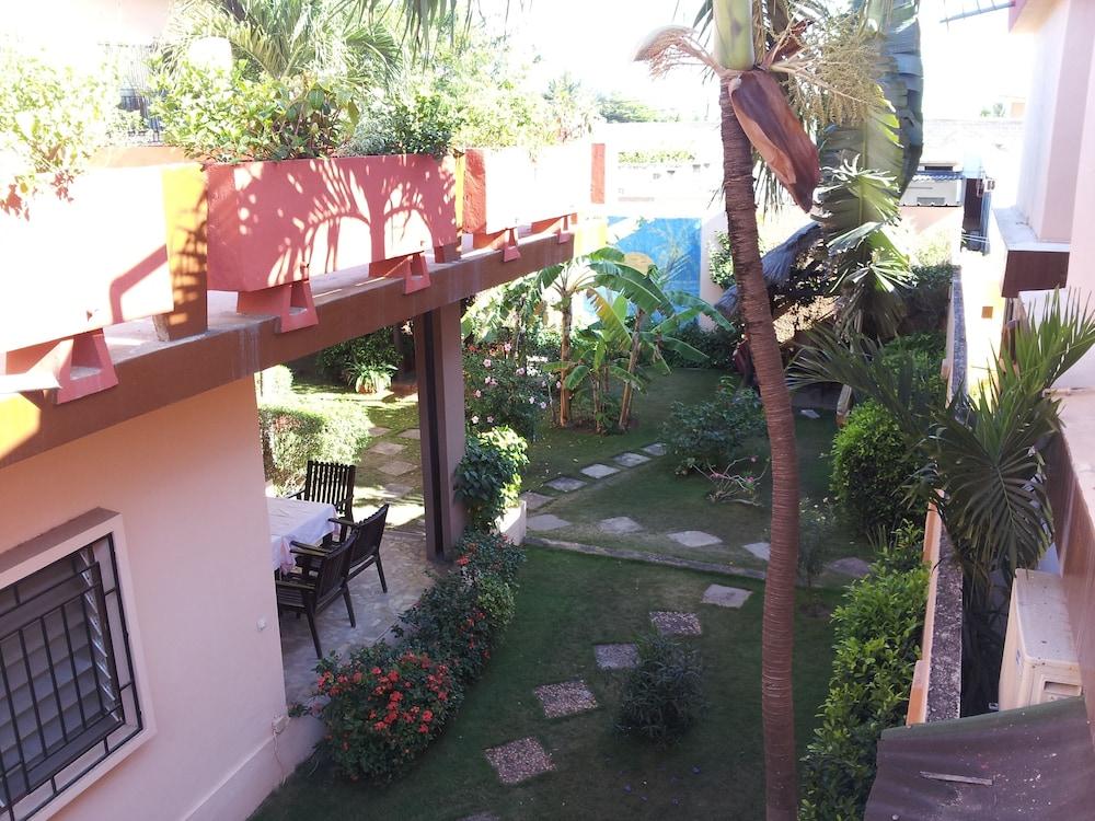 Hotel Aurore 1198858 — 5