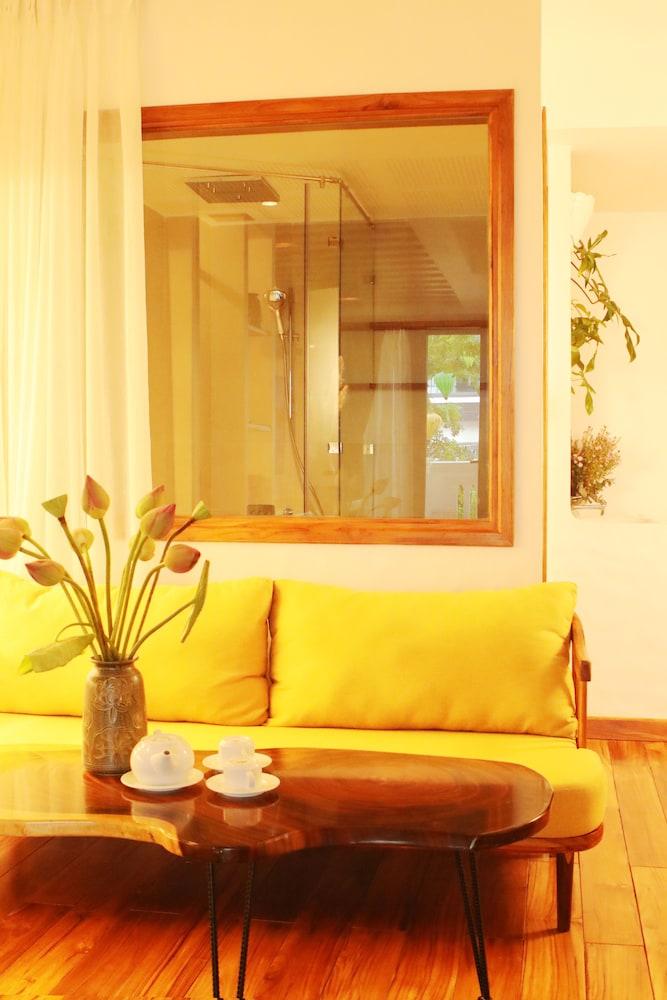 Duc Vuong Hotel — 9