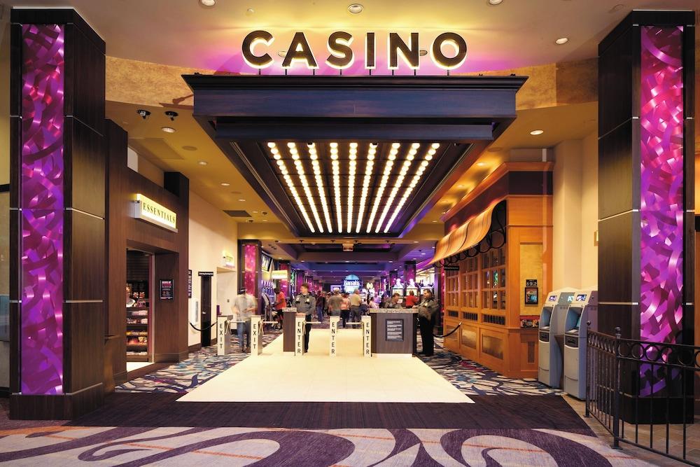 Harrah's Council Bluffs - A Caesars Rewards Destination — 8