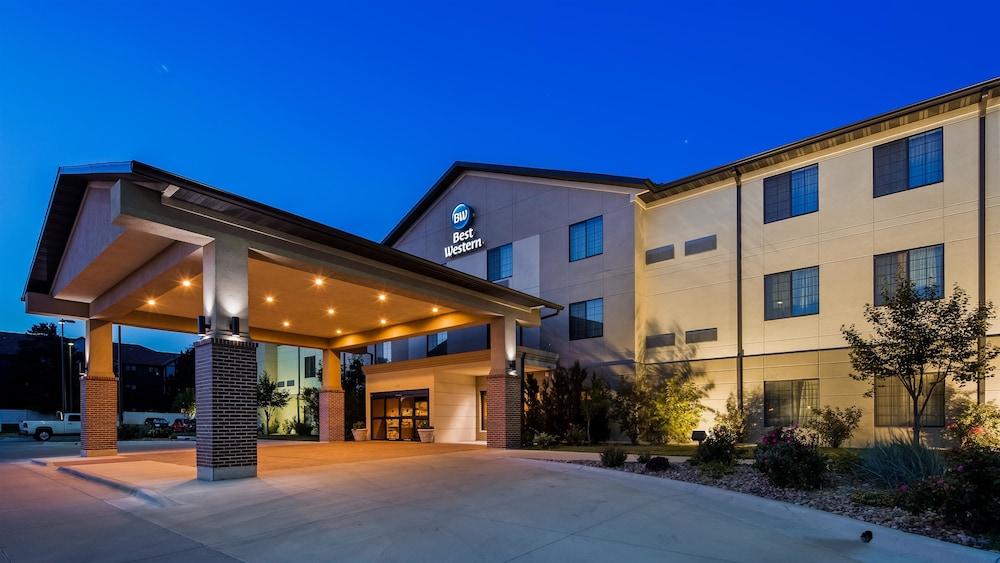 Best Western North Edge Inn — 3