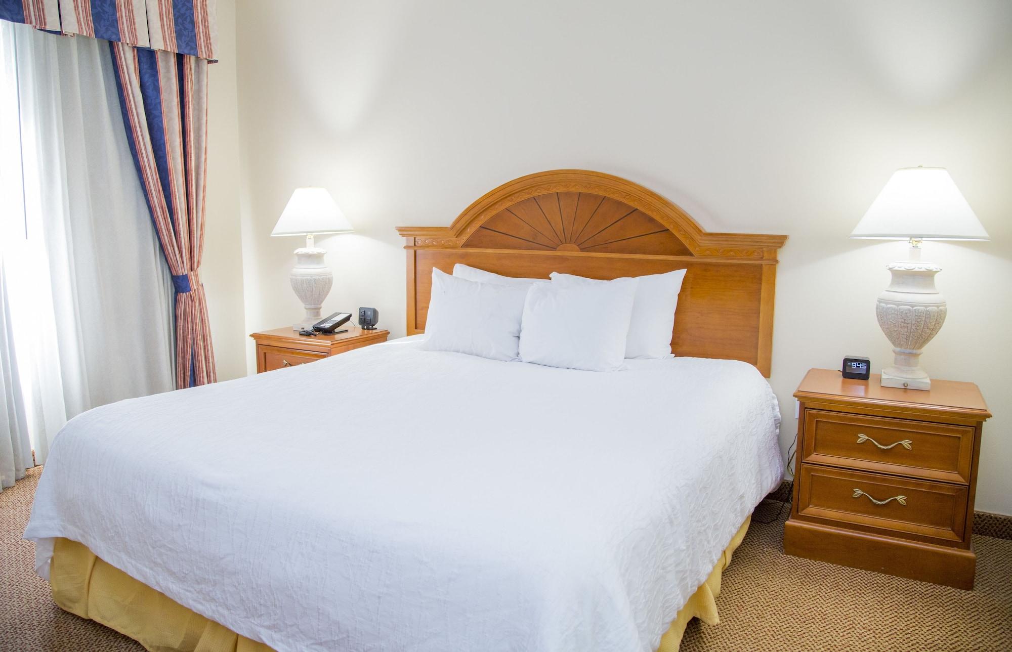 Hilton Garden Inn Syracuse — 7