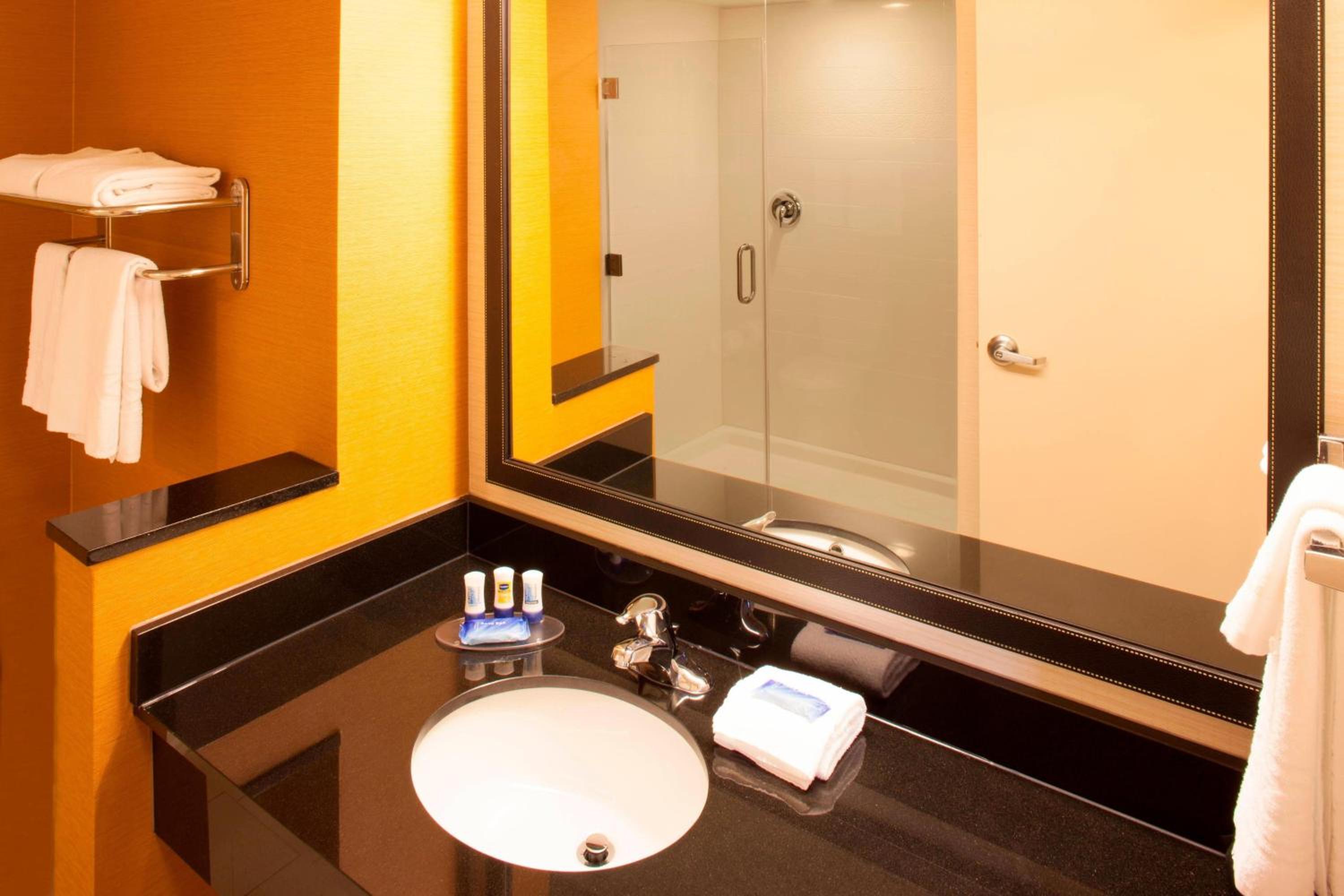 FAIRFIELD INN & SUITES ATLANTA GWINNETT PLACE — 3