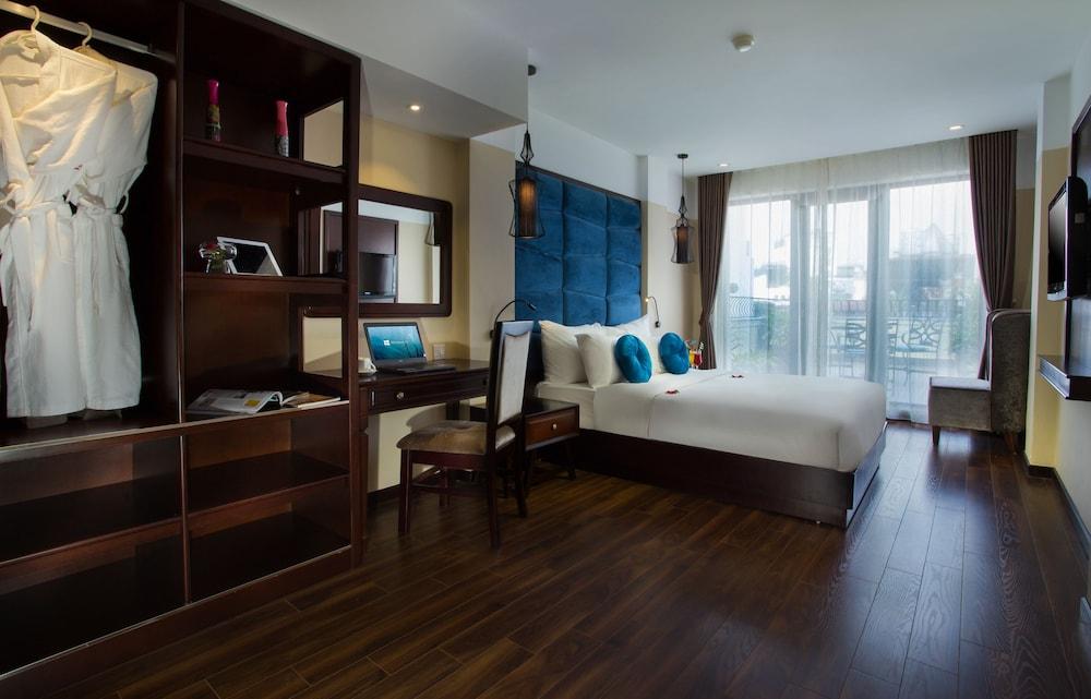 Ambassador Hanoi Hotel & Travel — 7