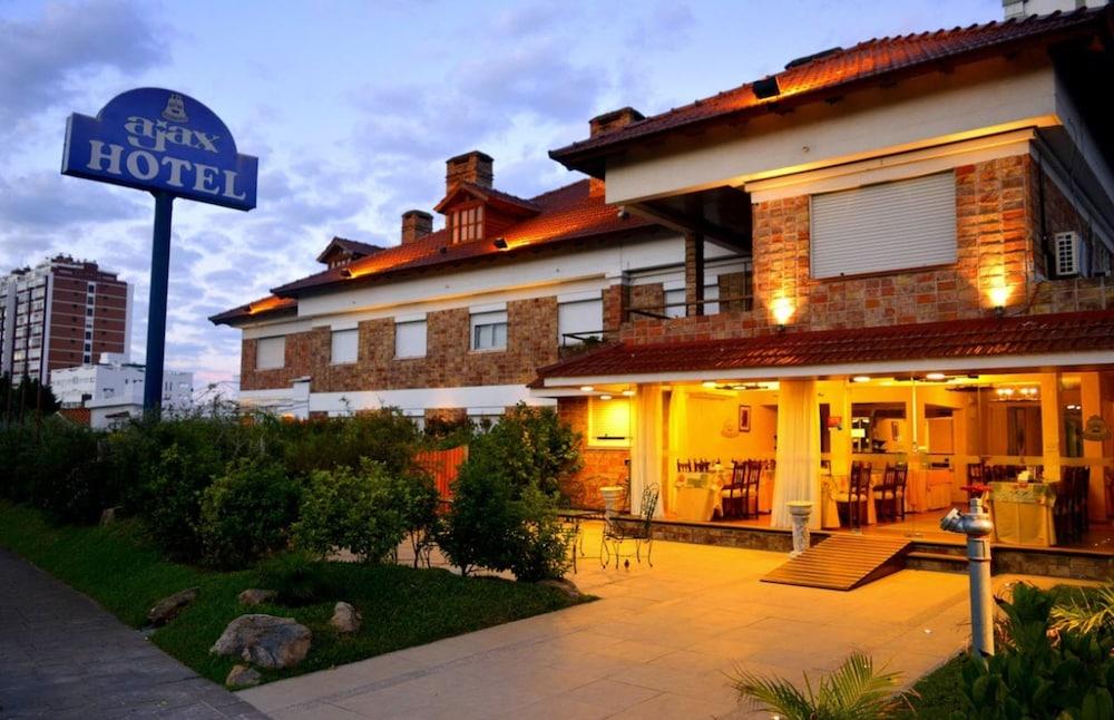Ajax Punta Del Este — 3