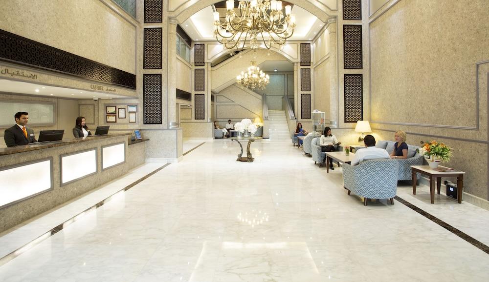 Carlton Tower Hotel — 10