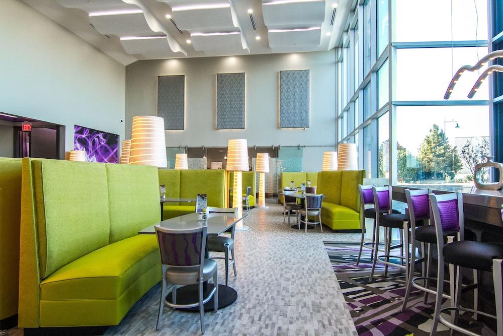 Holiday Inn Express & Suites Garland E - Lake Hubbard I30 — 4