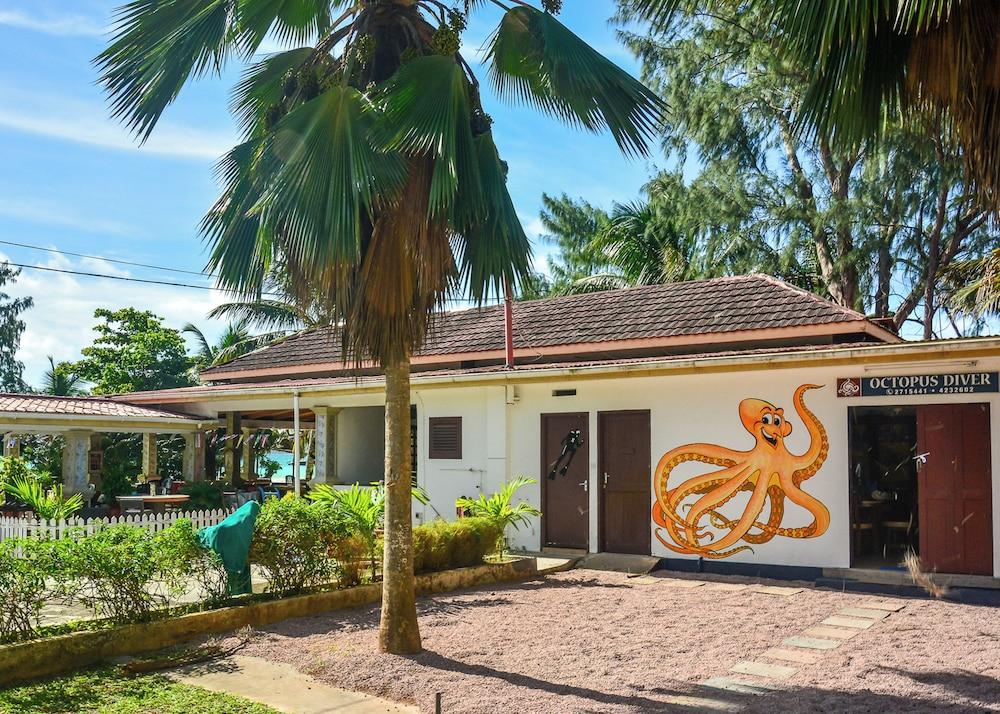BERJAYA PRASLIN RESORT 22304 — 3