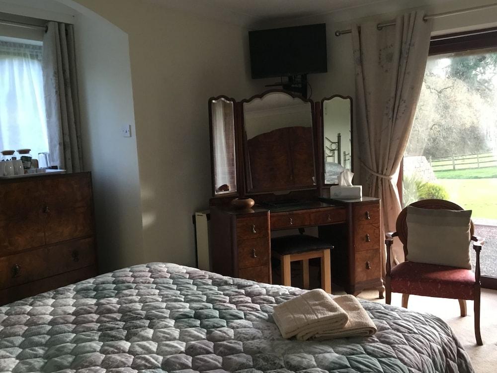 Lower Thornton Farm — 7