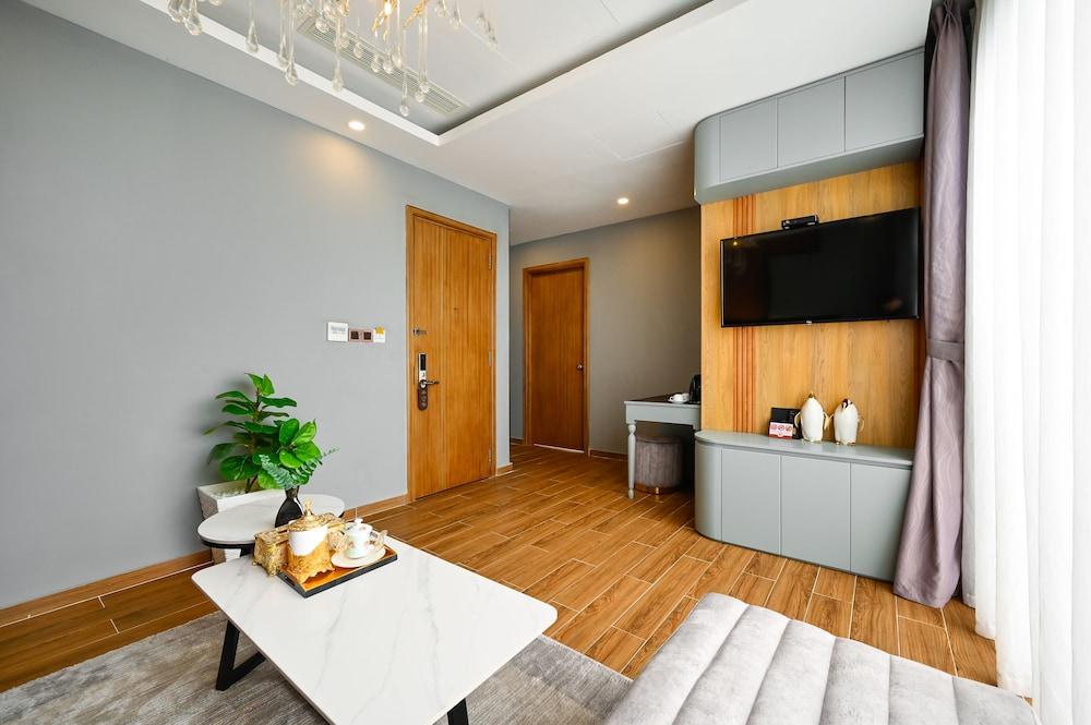Cicilia Saigon Hotels and Spa — 7