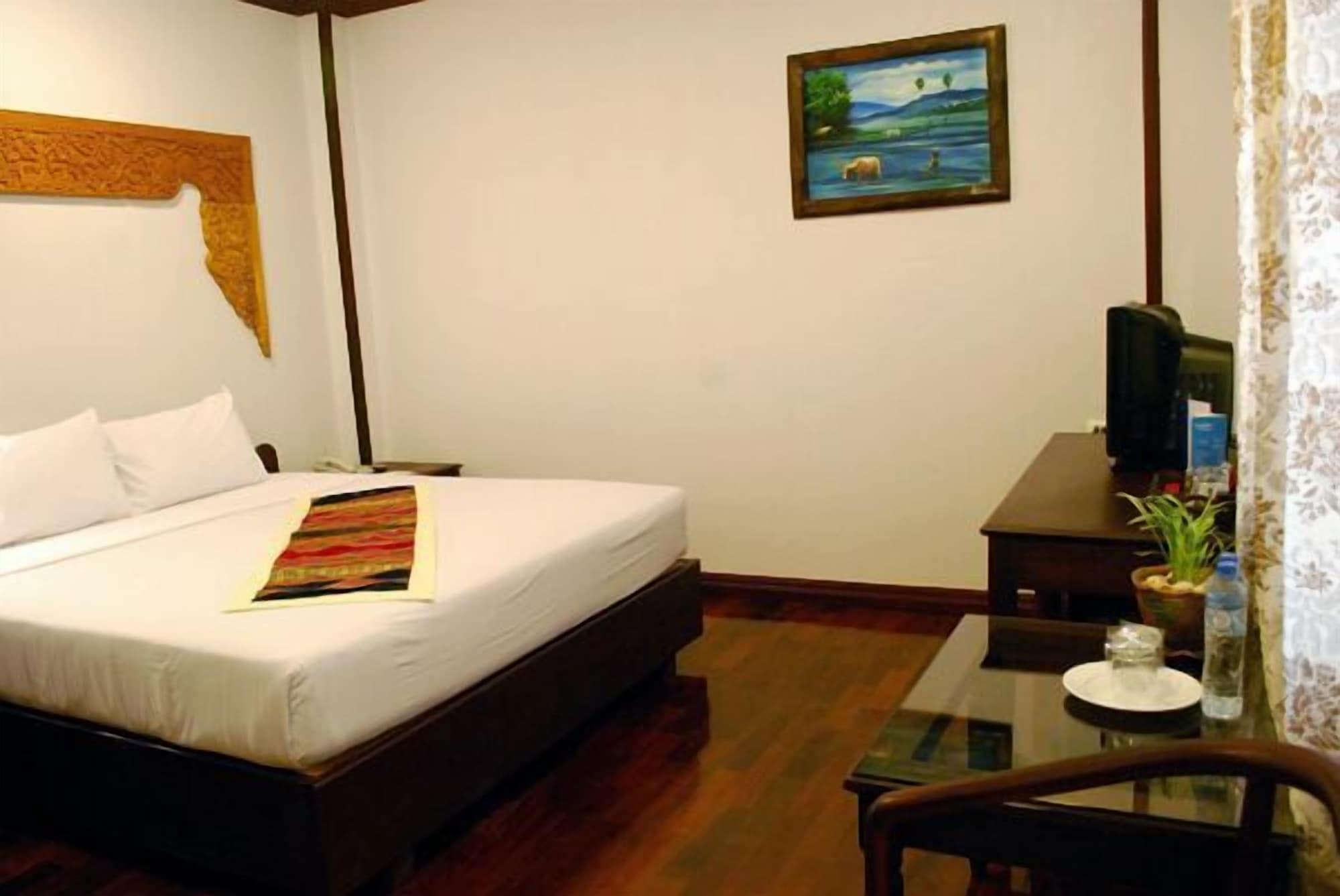 Sengtawan Riverside Hotel — 9