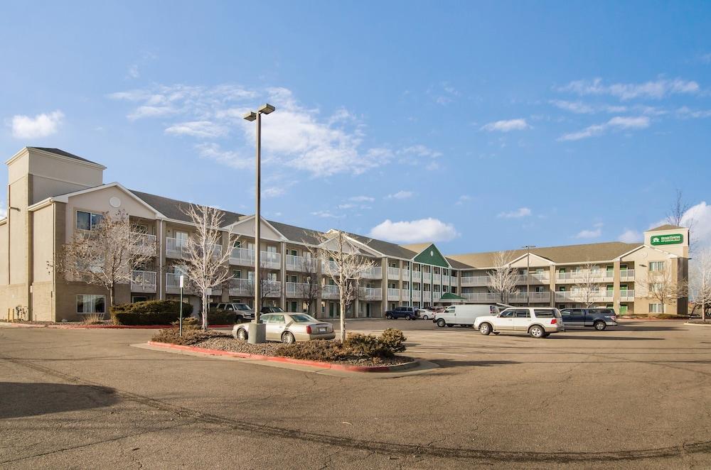 HomeTowne Studios by Red Roof Denver - Airport/Aurora (ex. Crossland Denver - Airport - Aurora) — 4