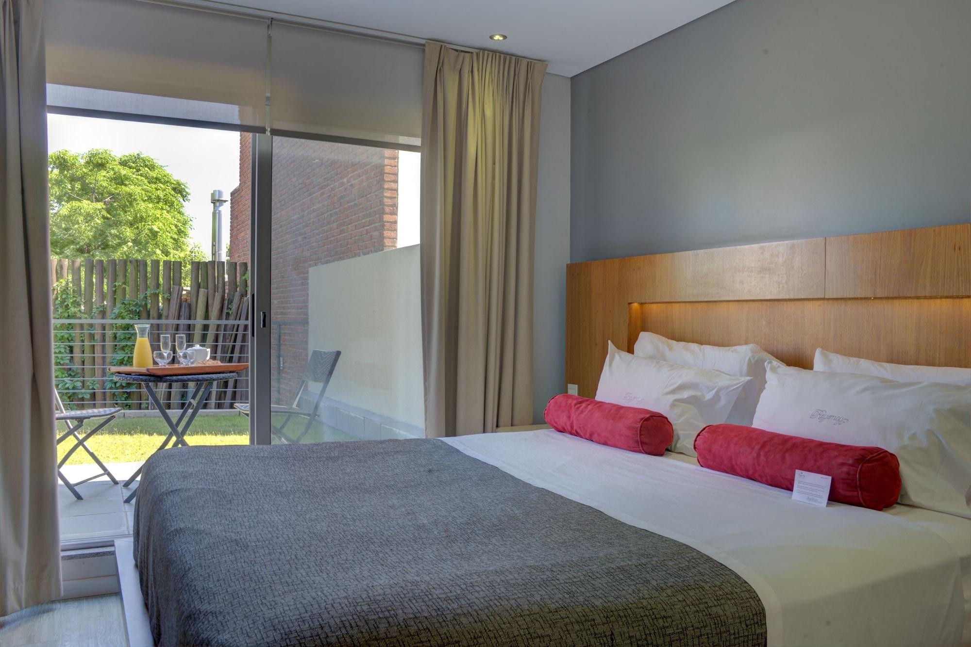 Regency Rambla Design Apart Hotel — 8