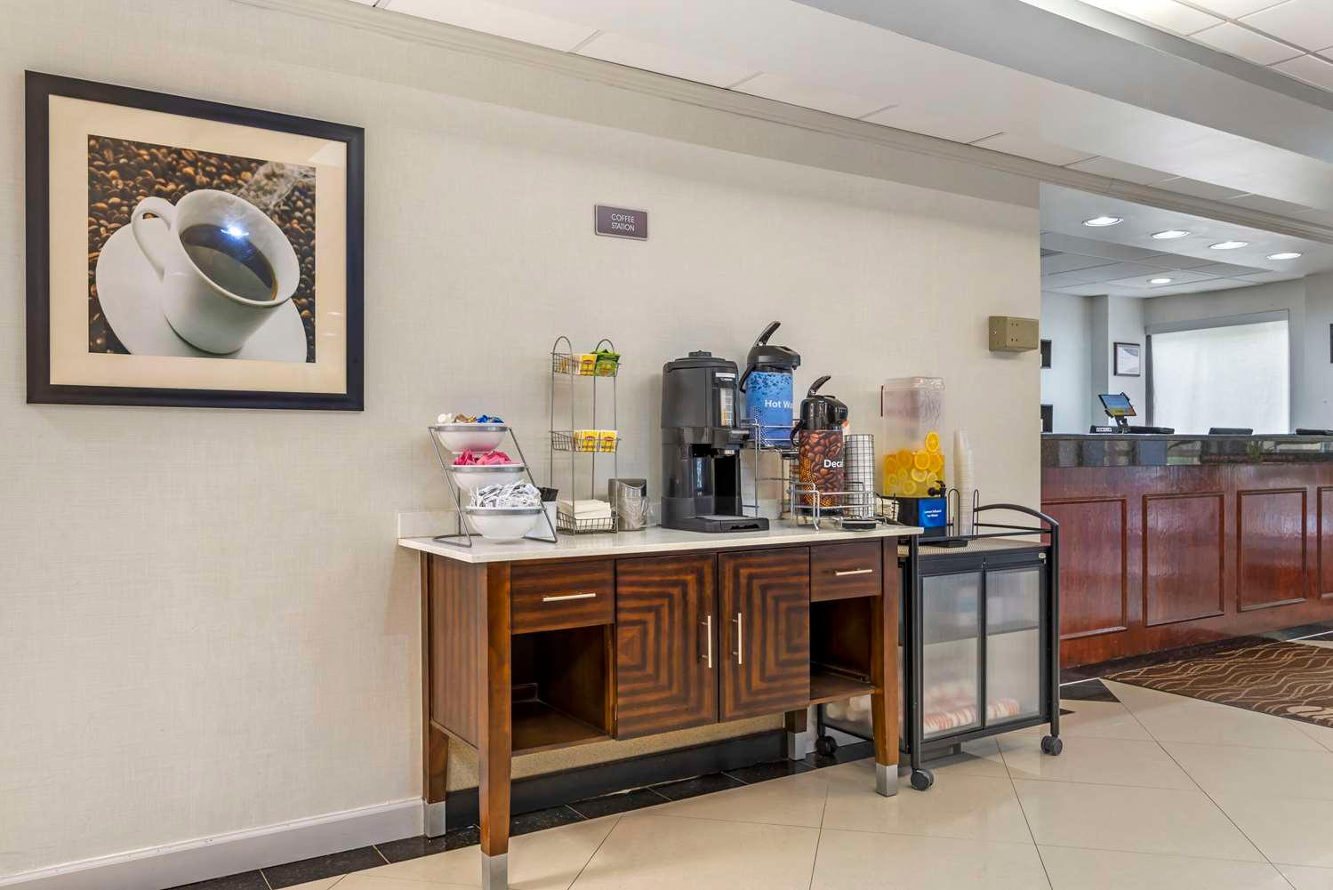 Comfort Inn Alpharetta-Atlanta North Alpharetta GA — 5