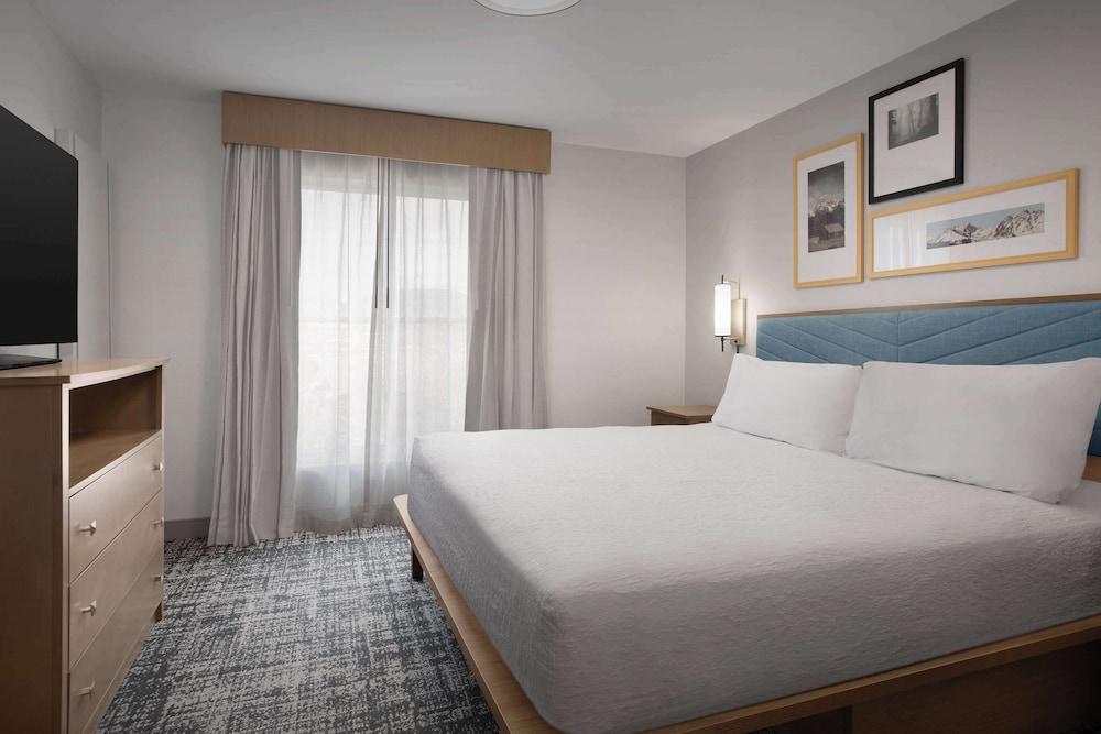 Homewood Suites by Hilton Colorado Springs North USAFA — 10