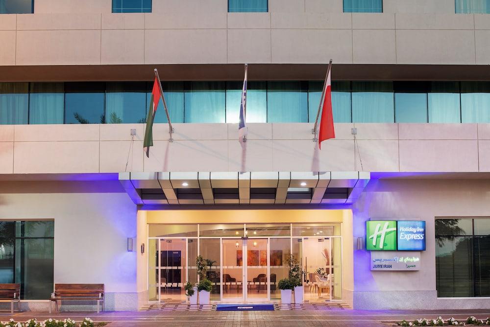 Holiday Inn Express Dubai Jumeirah — 6