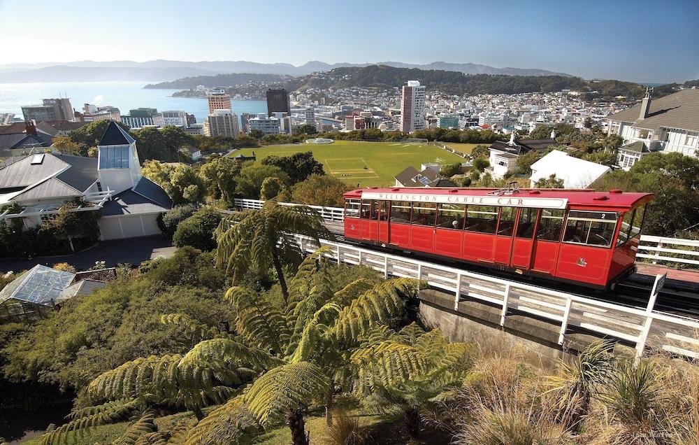 INTERCONTINENTAL WELLINGTON — 2