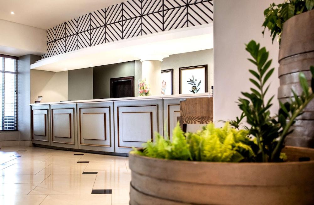 Southern Sun Ridgeway — 8