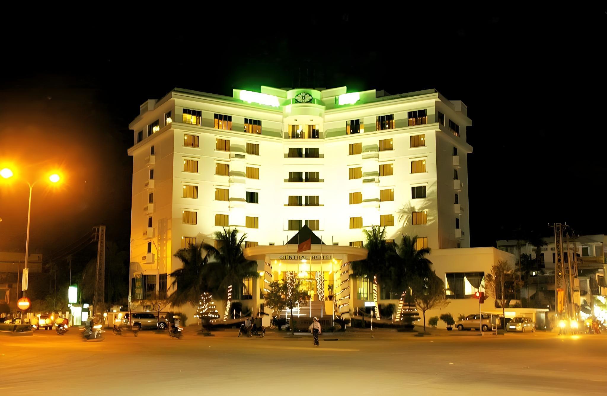 Central Hotel — 1