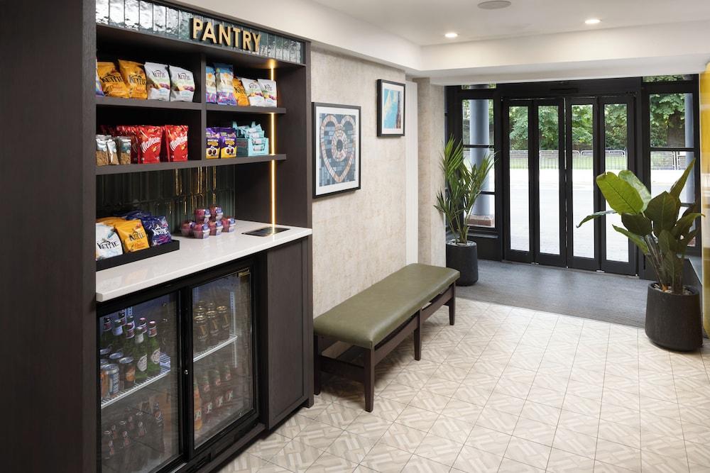 Four Points by Sheraton Edinburgh — 6