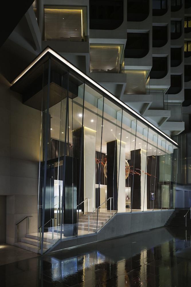 Gateway Hotel — 1