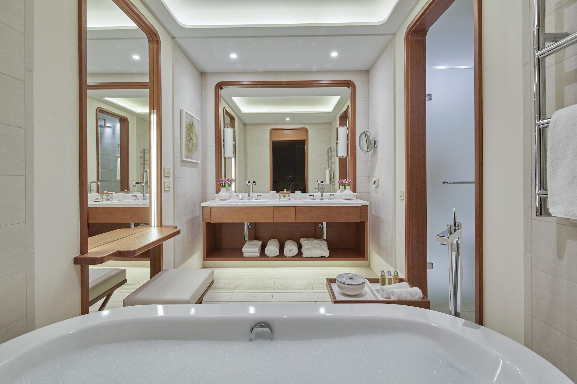 REGENT PORTO MONTENEGRO — 5
