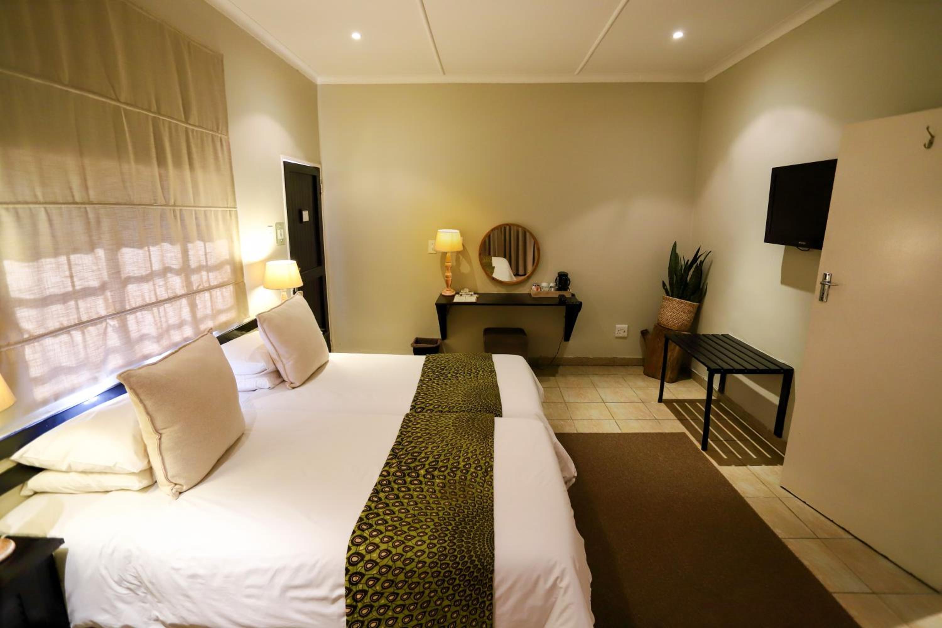 Mantenga Lodge — 8