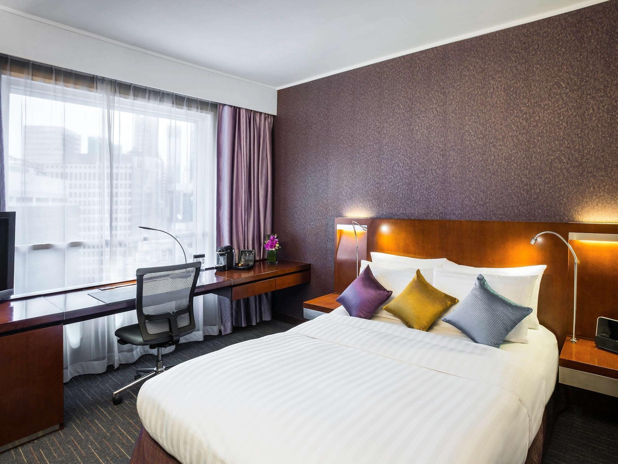 Novotel Century Hong Kong — 9