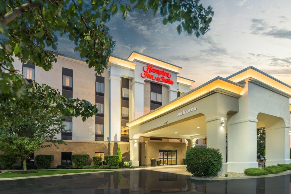 Hampton Inn & Suites Greensburg — 2