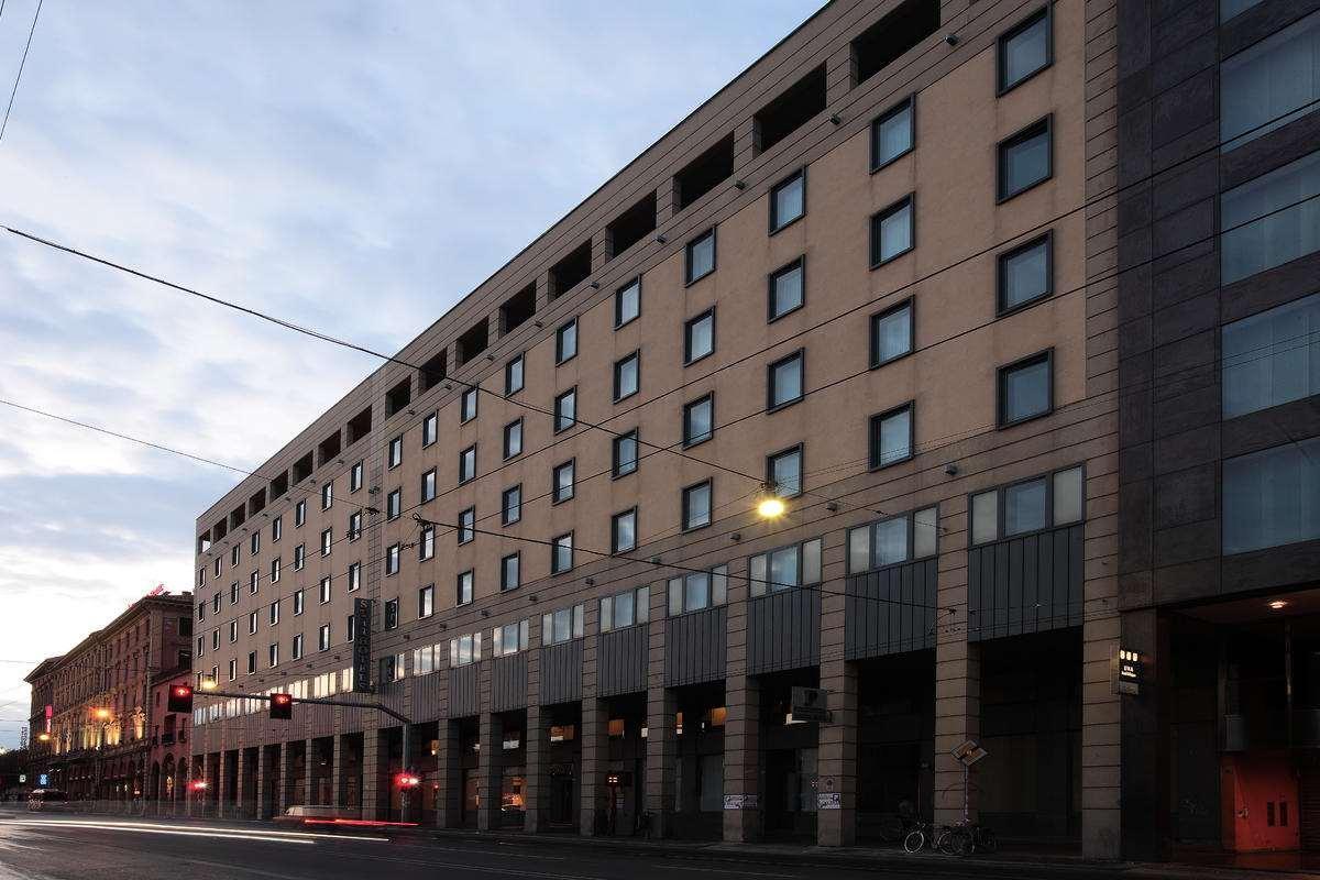 STARHOTELS EXCELSIOR — 9