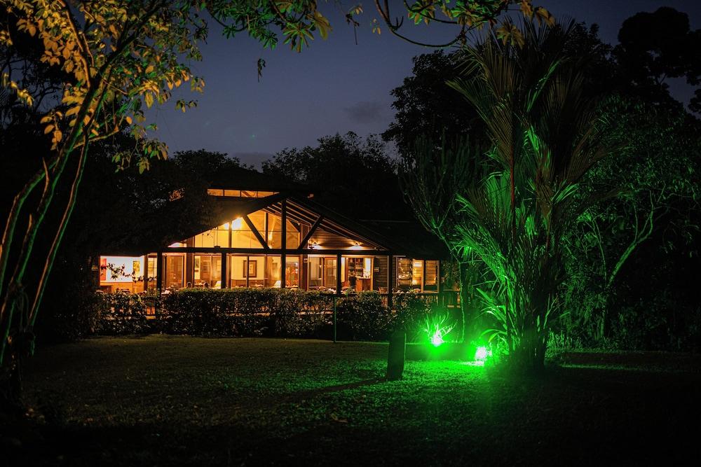 THE LODGE AT PICO BONITO — 2