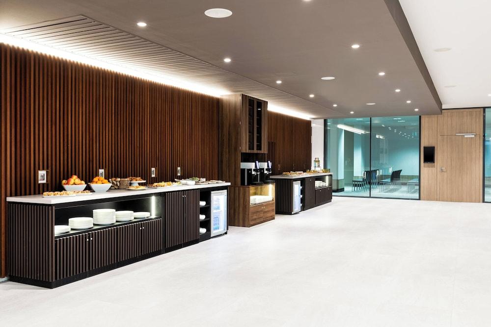 AC Hotel by Marriott Bratislava Old Town (ex Austria Trend Hotel) — 10