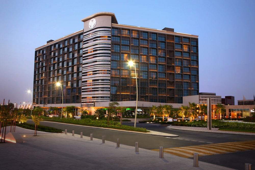 Yas Plaza Circuit by IHG — 6