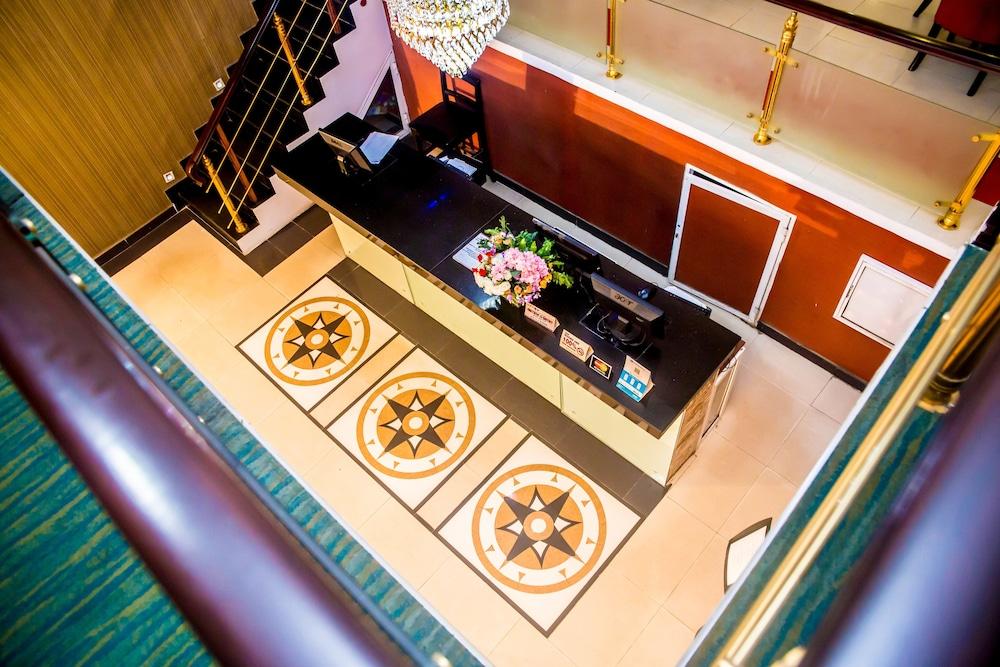 Starfire Hotel — 7