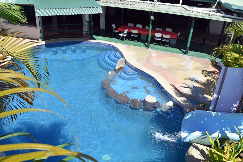 GRAND MELANESIAN HOTEL — 4