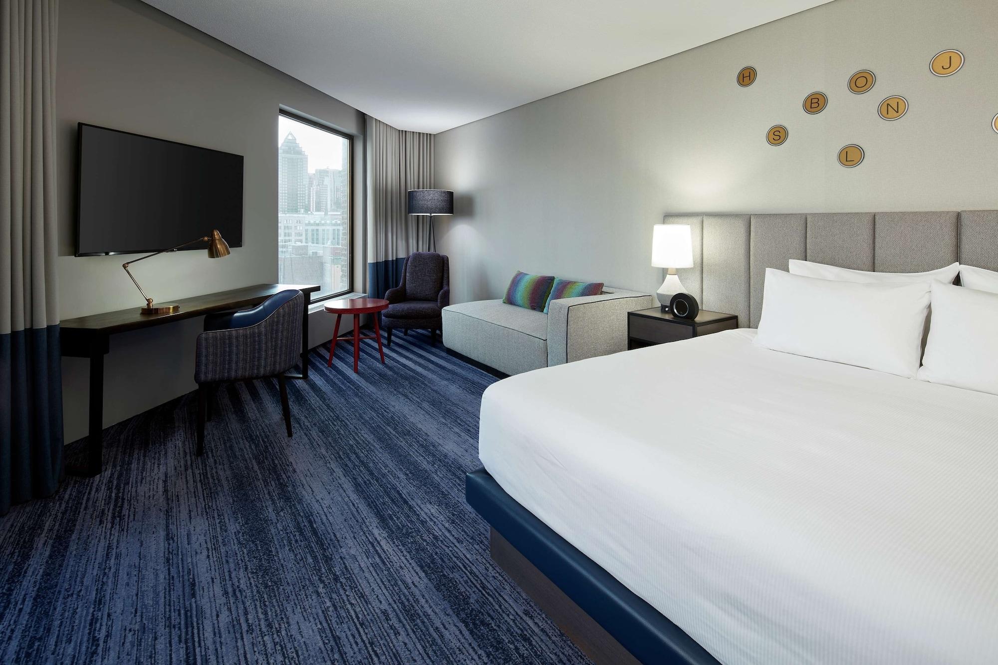 DoubleTree by Hilton Montreal — 5