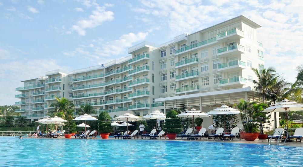 Ocean Vista — 5